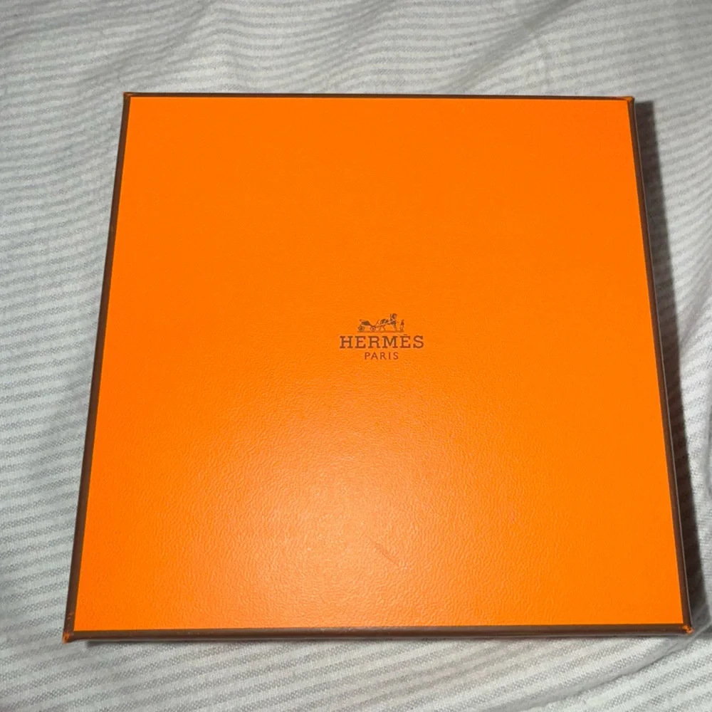 Hermes Baby Shoes in Pink and White Stripes - Picture 4 of 5